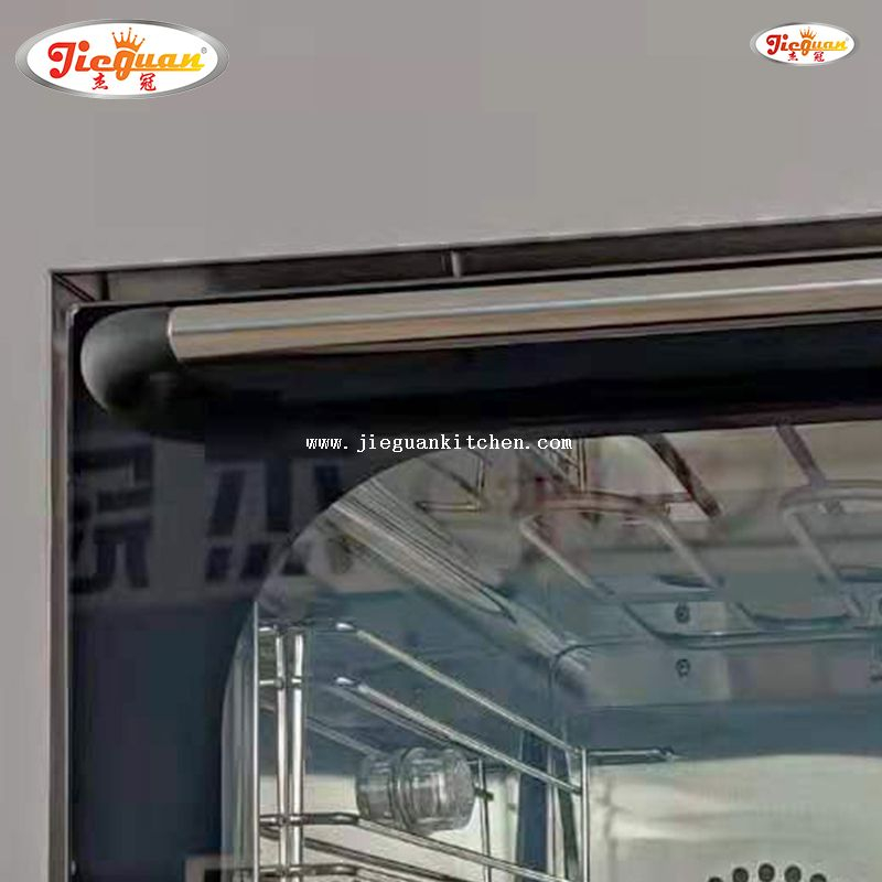 Horno eléctrico de convección en perspectiva con vaporizador.