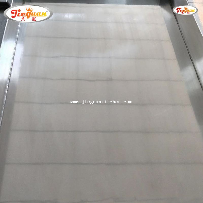 Cocina a gas de 4 fuegos con plancha y horno para restaurantes y hoteles