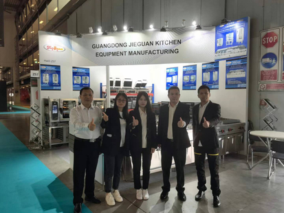 Italia ANFITRIÓN Milán