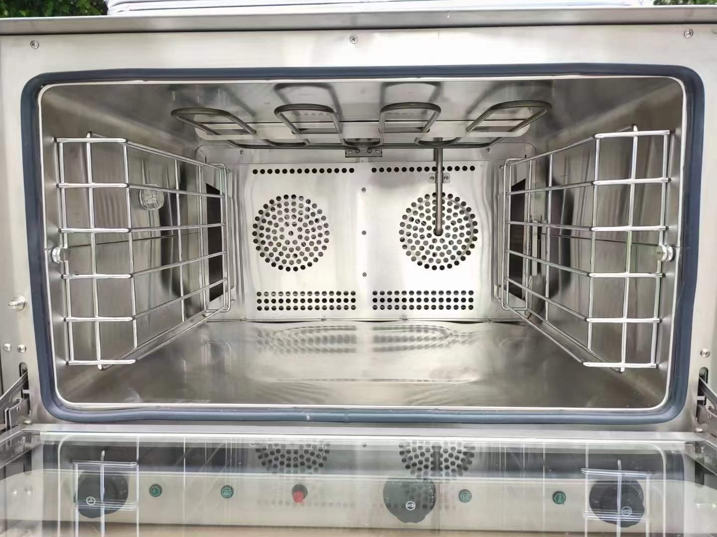 Horno eléctrico de convección de sobremesa 86L con spray